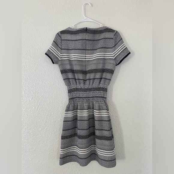 Maje striped Ricka jacquard black and white sheath mini dress w/cuffed sleeves - Picture 5 of 5